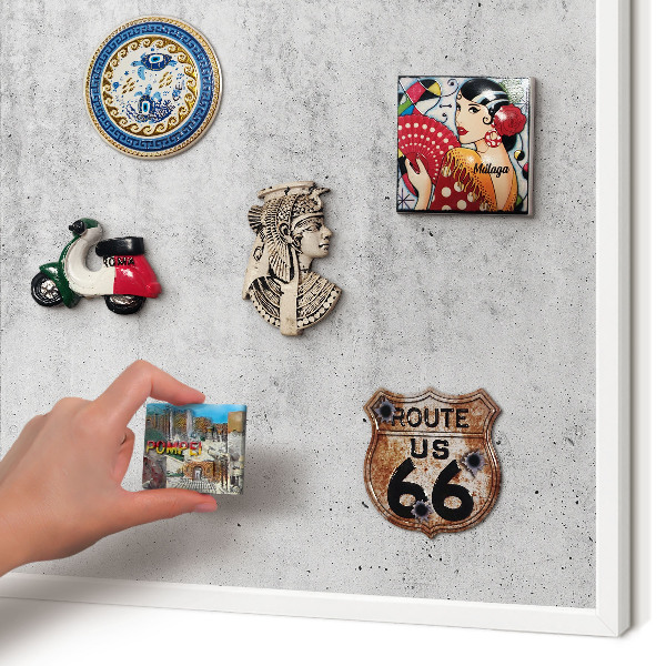 Magnettafel aus Metall für Souvenirs in weißem Rahmen Graue Textur