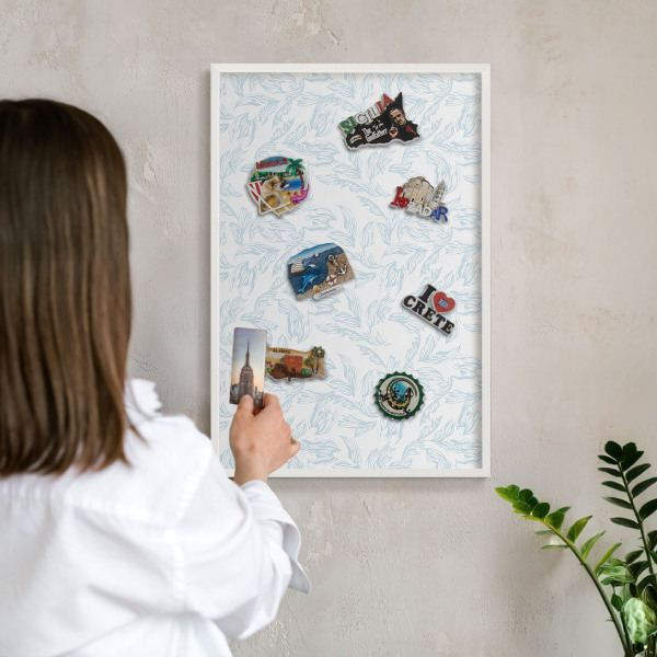 Wand-Magnettafel für Reisesouvenirs mit weißem Rahmen Helles Thema