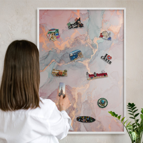 Wand-Magnettafel für Reisesouvenirs mit weißem Rahmen Farbenfrohe Abstraktion
