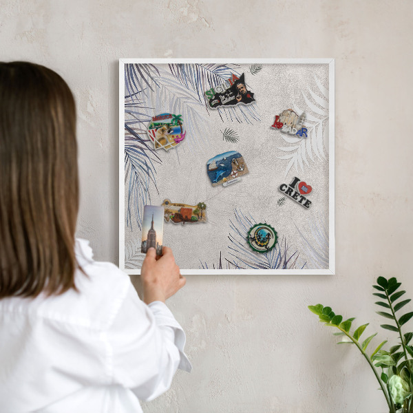 Magnettafel aus Metall für Souvenirs in weißem Rahmen Laubige Eleganz