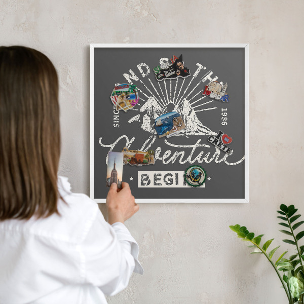 Wand-Magnettafel für Reisesouvenirs mit weißem Rahmen Berginschrift