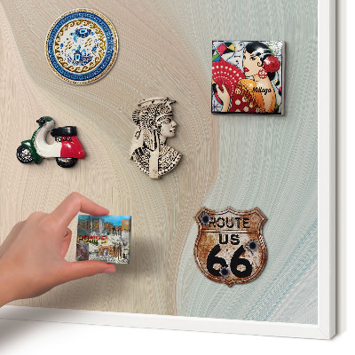 Magnettafel aus Metall für Souvenirs in weißem Rahmen Pastellwirbel