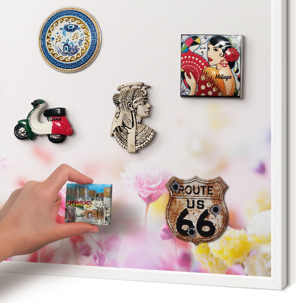 Wand-Magnettafel für Reisesouvenirs mit weißem Rahmen Pastellblumen