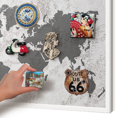 Magnettafel aus Metall für Souvenirs in weißem Rahmen Weltkarte