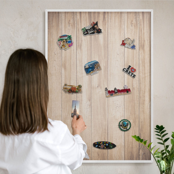 Wand-Magnettafel für Reisesouvenirs mit weißem Rahmen Holzbretter