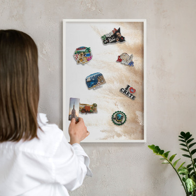 Wand-Magnettafel für Reisesouvenirs mit weißem Rahmen Essentielle Gräser