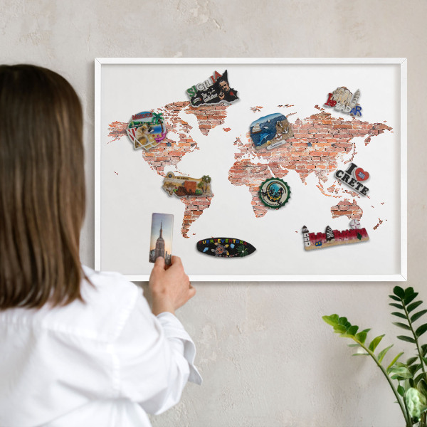 Wand-Magnettafel für Reisesouvenirs mit weißem Rahmen Brick-Karte