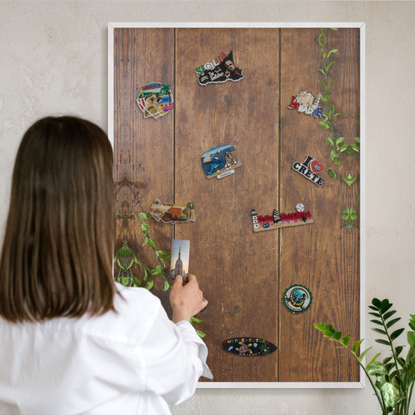 Wand-Magnettafel für Reisesouvenirs mit weißem Rahmen Holznatur