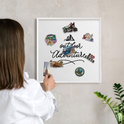 Magnettafel aus Metall für Souvenirs in weißem Rahmen Bergabenteuer