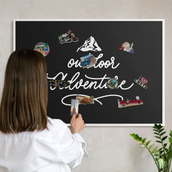 Wand-Magnettafel für Reisesouvenirs mit weißem Rahmen Outdoor-Abenteuer