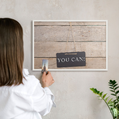 Magnettafel aus Metall für Souvenirs in weißem Rahmen Motivation jeden Tag
