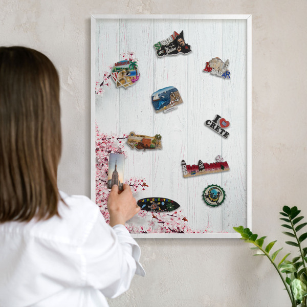 Magnettafel aus Metall für Souvenirs in weißem Rahmen Blühende Eleganz