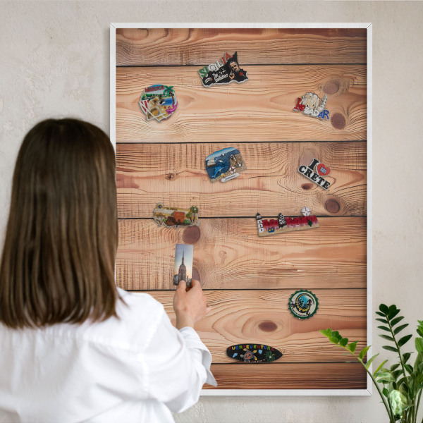 Wand-Magnettafel für Reisesouvenirs mit weißem Rahmen Holzbretter