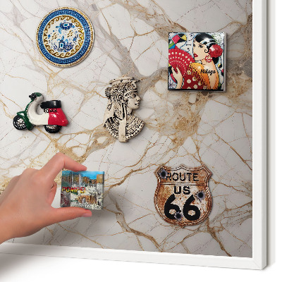 Wand-Magnettafel für Reisesouvenirs mit weißem Rahmen Marmor-Eleganz