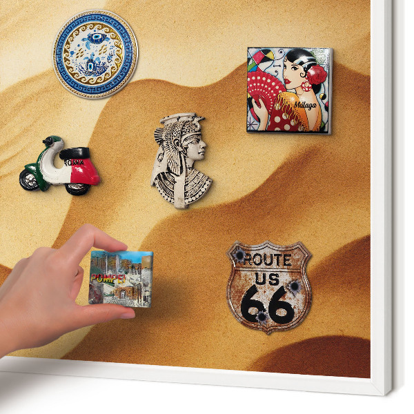 Wand-Magnettafel für Reisesouvenirs mit weißem Rahmen Sandwellen