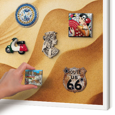 Wand-Magnettafel für Reisesouvenirs mit weißem Rahmen Sandwellen
