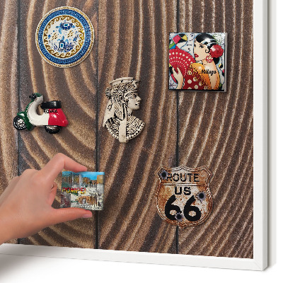 Wand-Magnettafel für Reisesouvenirs mit weißem Rahmen Holzkonstruktion