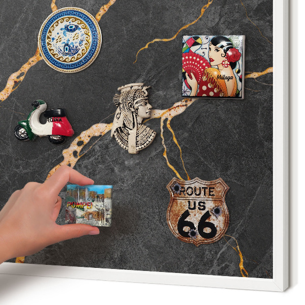 Wand-Magnettafel für Reisesouvenirs mit weißem Rahmen Marmorbänder
