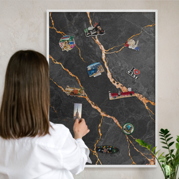 Wand-Magnettafel für Reisesouvenirs mit weißem Rahmen Marmorbänder