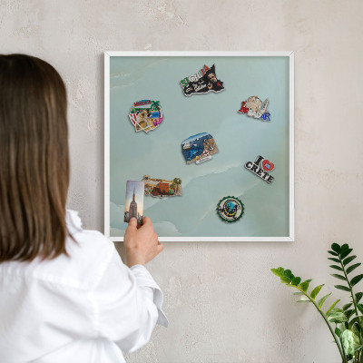 Wand-Magnettafel für Reisesouvenirs mit weißem Rahmen Friedliche Harmonie