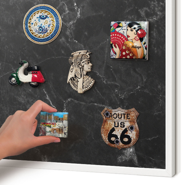 Magnettafel aus Metall für Souvenirs in weißem Rahmen Schwarzer Marmor
