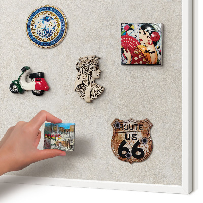 Magnettafel aus Metall für Souvenirs in weißem Rahmen Natürliche Eleganz