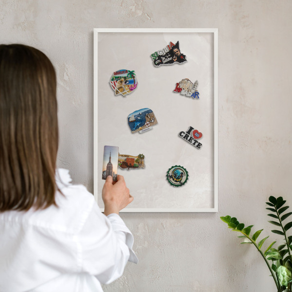 Wand-Magnettafel für Reisesouvenirs mit weißem Rahmen Cremige Textur