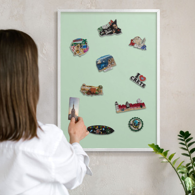 Wand-Magnettafel für Reisesouvenirs mit weißem Rahmen Mintgrün