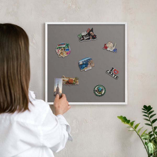 Wand-Magnettafel für Reisesouvenirs mit weißem Rahmen Dunkelgrau