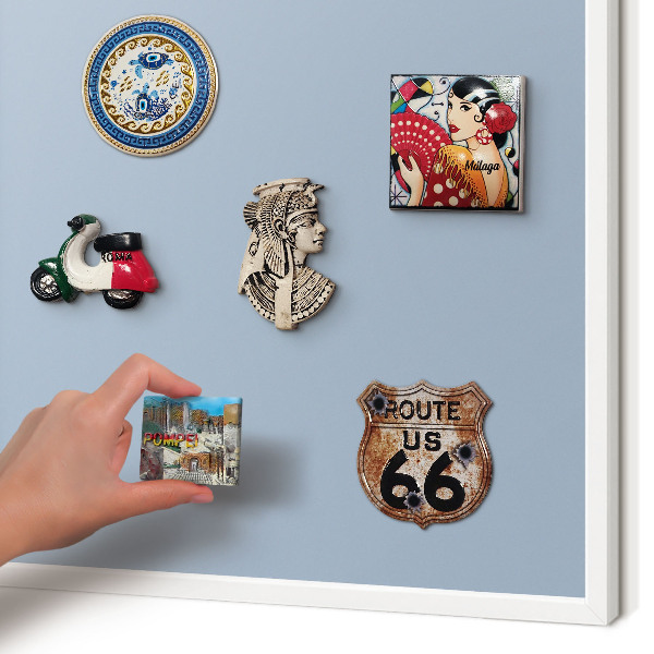 Wand-Magnettafel für Reisesouvenirs mit weißem Rahmen Pastellblau