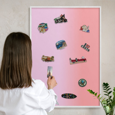 Magnettafel aus Metall für Souvenirs in weißem Rahmen Feiner Gradient