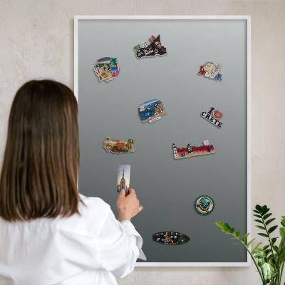 Magnettafel aus Metall für Souvenirs in weißem Rahmen Blauer Farbverlauf