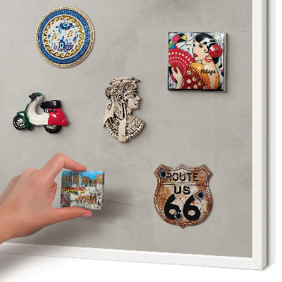 Wand-Magnettafel für Reisesouvenirs mit weißem Rahmen Grauer Hintergrund