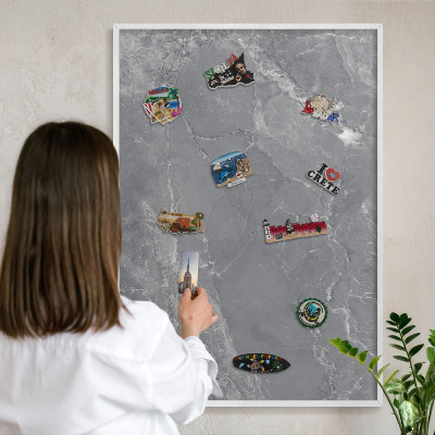 Wand-Magnettafel für Reisesouvenirs mit weißem Rahmen Grauer Marmor