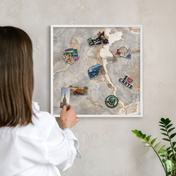 Wand-Magnettafel für Reisesouvenirs mit weißem Rahmen Marmor-Eleganz