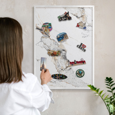 Magnettafel aus Metall für Souvenirs in weißem Rahmen Marmoroptik