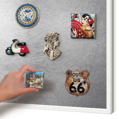 Wand-Magnettafel für Reisesouvenirs mit weißem Rahmen Metallische Oberfläche