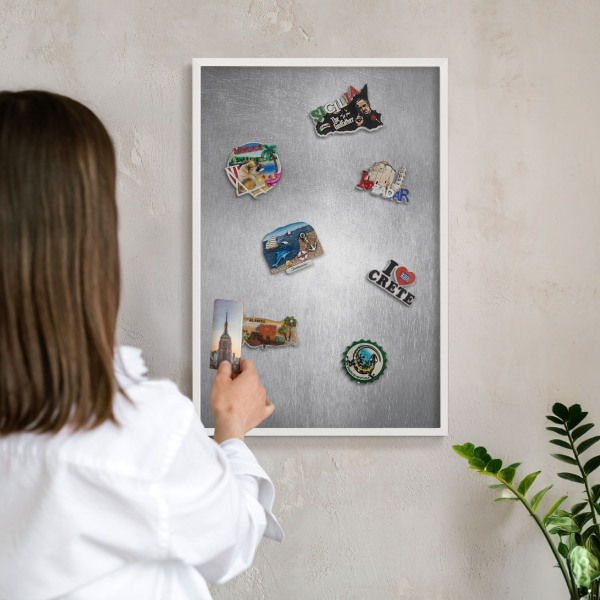 Wand-Magnettafel für Reisesouvenirs mit weißem Rahmen Metallische Oberfläche