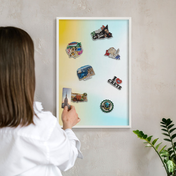 Magnettafel aus Metall für Souvenirs in weißem Rahmen Pastellfarbene Entspannung