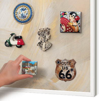 Magnettafel aus Metall für Souvenirs in weißem Rahmen Elegante Abstraktion