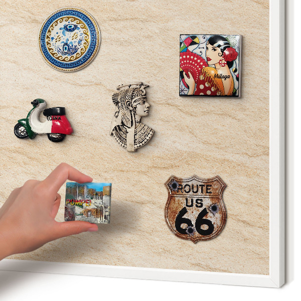 Wand-Magnettafel für Reisesouvenirs mit weißem Rahmen Natürliche Eleganz