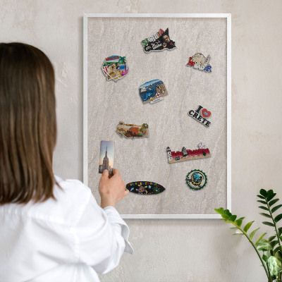 Wand-Magnettafel für Reisesouvenirs mit weißem Rahmen Zarte Eleganz