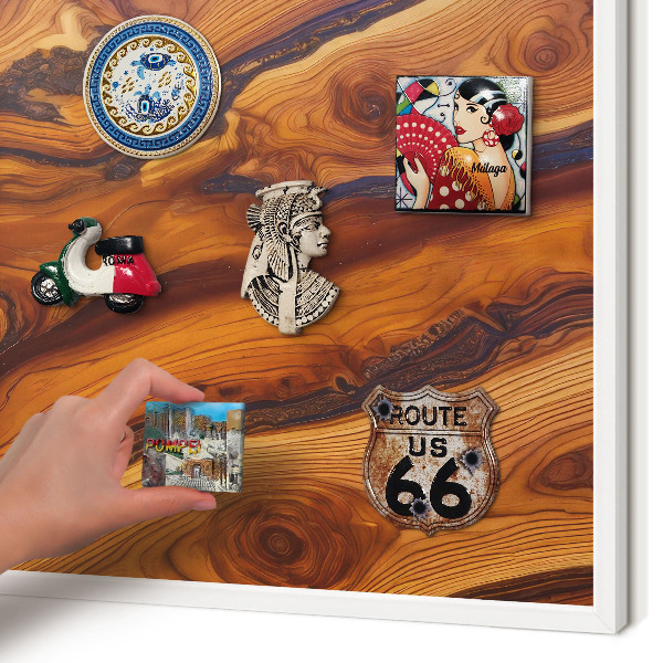 Magnettafel aus Metall für Souvenirs in weißem Rahmen Holzringe