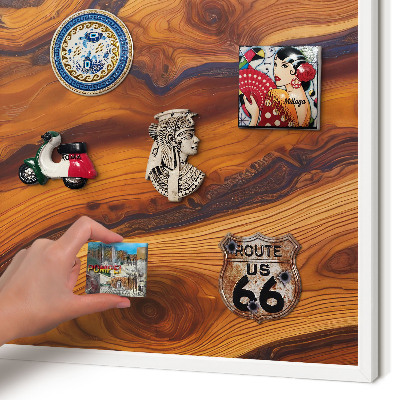Magnettafel aus Metall für Souvenirs in weißem Rahmen Holzringe