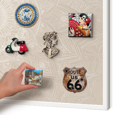 Wand-Magnettafel für Reisesouvenirs mit weißem Rahmen Dekorative Mandala