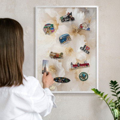 Wand-Magnettafel für Reisesouvenirs mit weißem Rahmen Pastellblumen