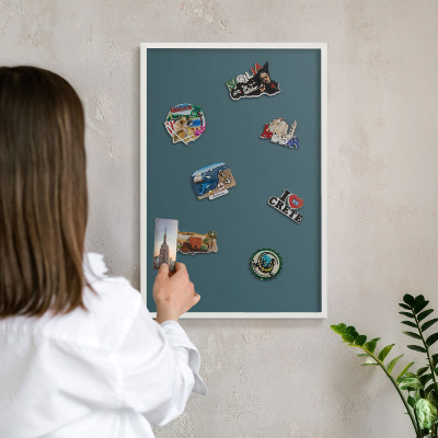Wand-Magnettafel für Reisesouvenirs mit weißem Rahmen Dunkeltürkis