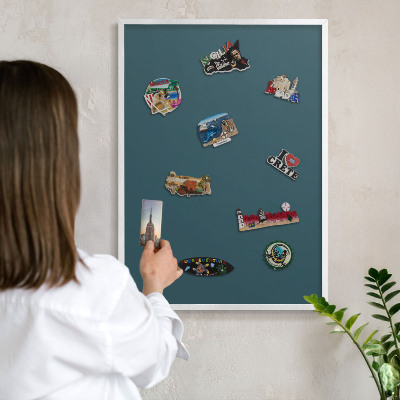 Wand-Magnettafel für Reisesouvenirs mit weißem Rahmen Dunkeltürkis