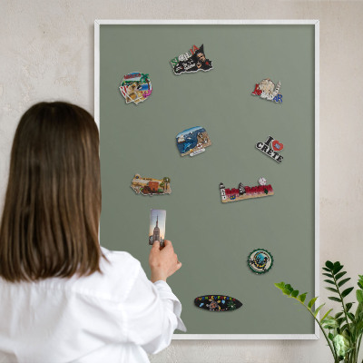 Wand-Magnettafel für Reisesouvenirs mit weißem Rahmen Dunkelgrün