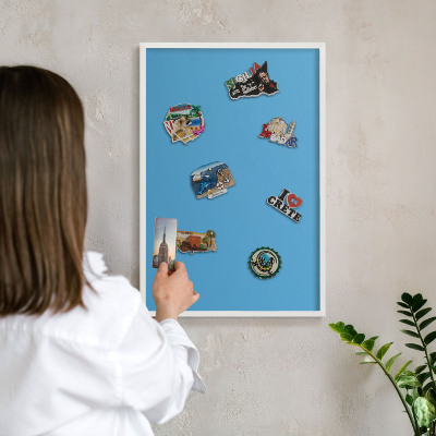 Wand-Magnettafel für Reisesouvenirs mit weißem Rahmen Blaues Wasser
